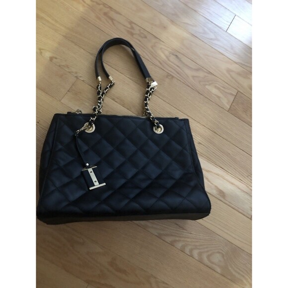 Madison West Womens Handbag Black Leather NWOT Zip Snap Closure - Picture 2 of 10